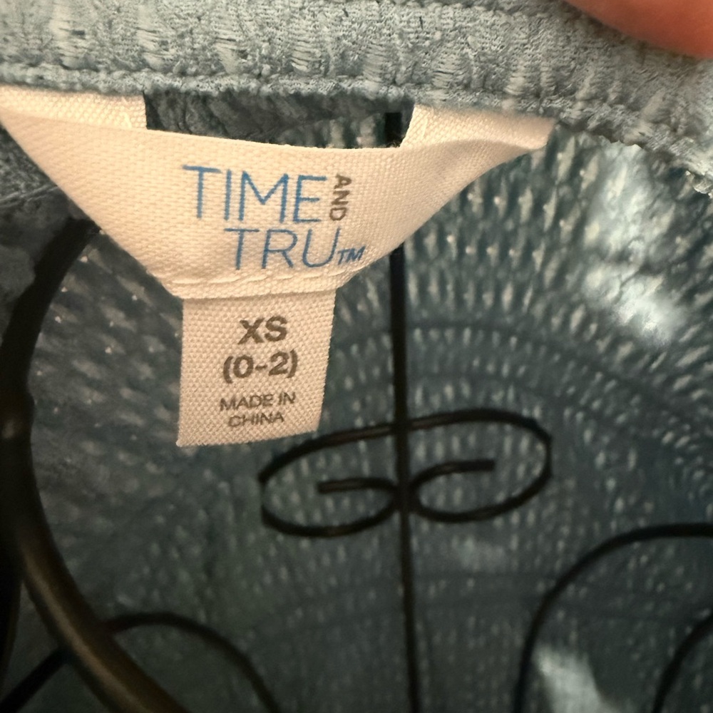 Time and Tru Light Blue Textured Blouse, NWT - Picture 2 of 7